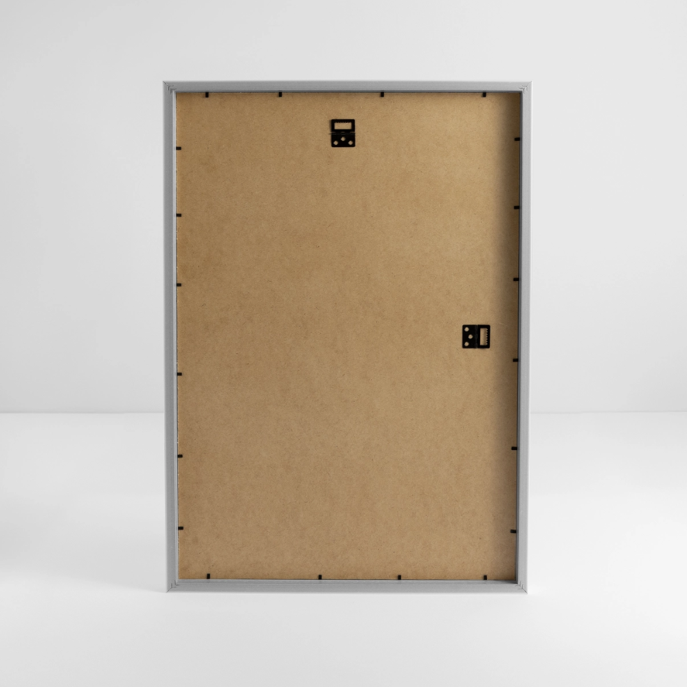 Gerahmtes Poster (49 × 69 cm) - Weiß