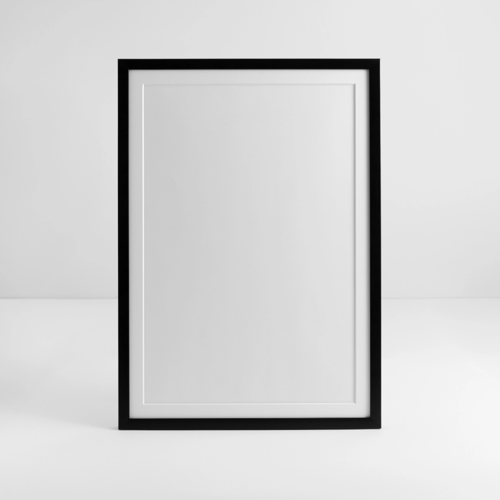Gerahmtes Poster (49 × 69 cm) - Schwarz