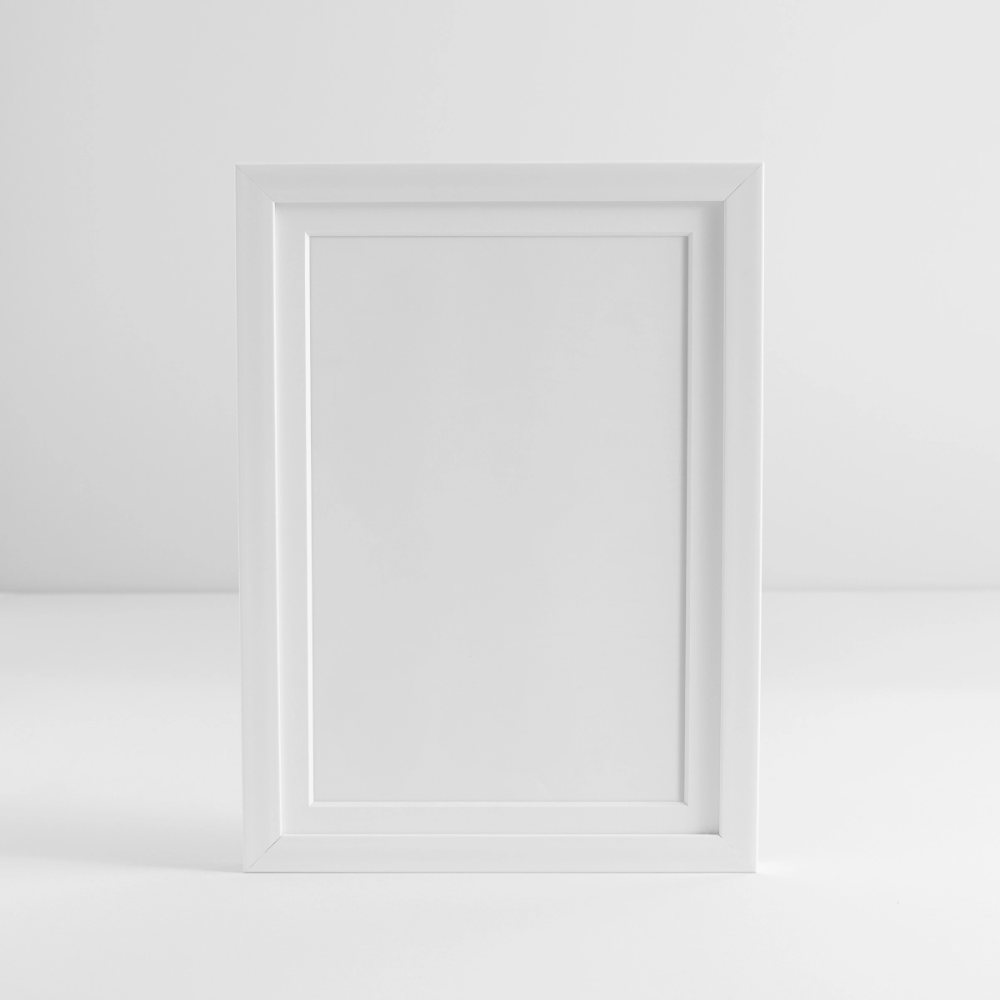 Gerahmtes Poster (27 × 37 cm) - Weiß
